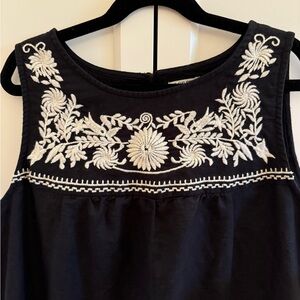 Black and Cream embroidered J Crew Shift dress, size XS